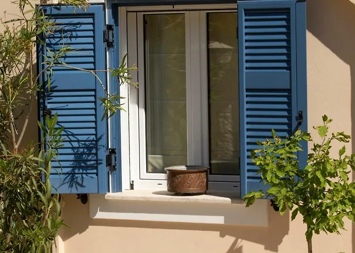Thalassa Apartments